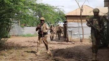 الصومال: 10 من عناصر المليشيات الإرهابية يسلمون أنفسهم لأجهزة الأمن والمخابرات