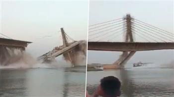  شاهد لحظة انهيار جسر عملاق في الهند كأنه لعبة أطفال (فيديو)