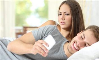 أبرزها افتعال المشاكل.. 9 علامات تدل على خيانة شريك حياتك