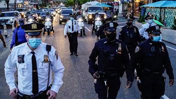 صحيفة: وحدات مكافحة الجريمة في شرطة نيويورك لا تزال توقف الناس بشكل غير قانوني