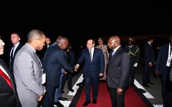 مراسم استقبال رسمية للرئيس السيسي في القصر الرئاسي بأنجولا