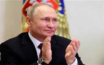 بوتين يتهم كييف بتدمير سد كاخوفكا
