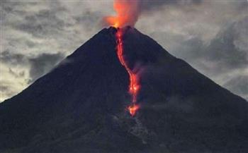 إجلاء آلاف الأشخاص تحسبا لثوران بركان "مايون" في الفلبين