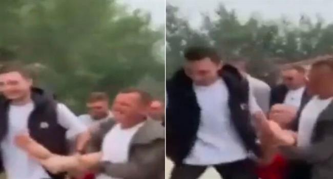 بالفيديو.. قرية تركية تعاقب تاركي صلاة العيد بشكل غريب