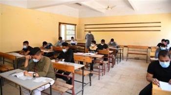 تعليم الوادي الجديد: 11 لجنة تستقبل طلاب شعبة الرياضيات لأداء امتحان الديناميكا للثانوية