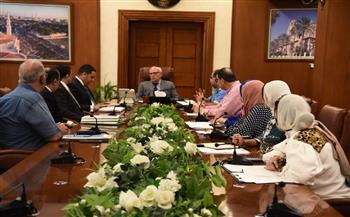 محافظ بورسعيد يتابع تنفيذ الربع الأول من الخطة الاستثمارية للعام المالي الجديد