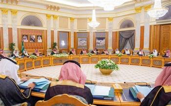 الوزراء السعودي يجدد حرص المملكة على تعزيز جهود أوبك بلس لدعم استقرار أسواق البترول