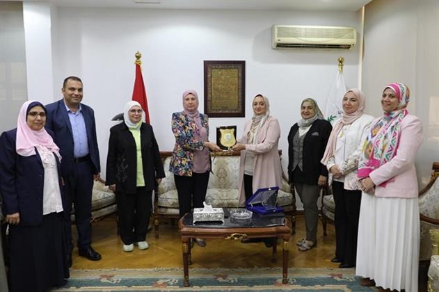 تعاون مشترك بين «القومي للبحوث الإجتماعية والجنائية» وصيدلة الأزهر
