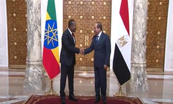 الرئيس السيسي يبحث مع آبي أحمد سبل إنهاء الأزمة في السودان (فيديو)
