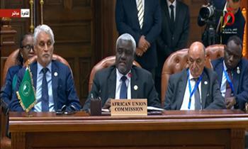 رئيس مفوضية الاتحاد الأفريقي: علينا العمل معا في سيمفونية لمساندة السودان