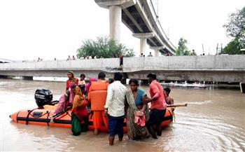 مياه نهر يامونا تغرق عدة مناطق في نيودلهي بالهند