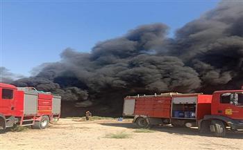 بالصور.. حريق في مخزن مخلفات في أبوصوير بالإسماعيلية
