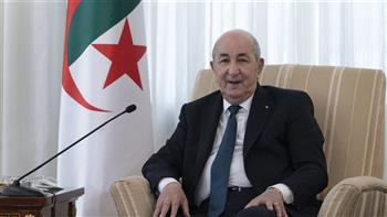 الرئيس الجزائري يصل الدوحة في زيارة لمدة يومين