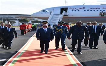 الرئيس السيسي يصل كينيا للمشاركة في قمة منتصف العام التنسيقية التابعة للاتحاد الإفريقي