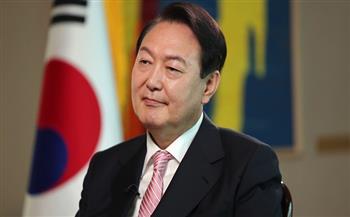 الرئيس الكوري الجنوبي يتعهد بتقديم بلاده حزمة مساعدات أمنية وإنسانية لأوكرانيا