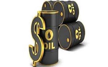 تراجع أسعار النفط بعد استئناف ليبيا الإنتاج 