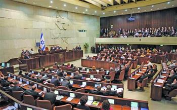 الحكومة الإسرائيلية تصادق على مشروع قانون لمنع النشاط السياسي للفلسطينيين بالجامعات 
