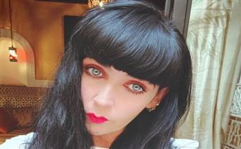 سيدة تتزوج من شبح جندي وتطلقه بسبب إعجابه بمارلين مونرو