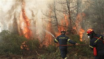 ليتوانيا ترسل فريق إطفاء إلى اليونان للسيطرة على حرائق الغابات