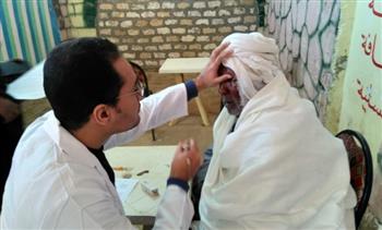 تنظيم قوافل طبية بقرى غرب أسوان وبهريف في مختلف التخصصات