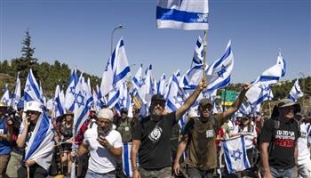 إسرائيل: تظاهرات تزيد الضغط على الحكومة اليمينية