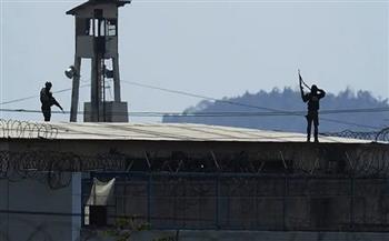 خمسة قتلى على الأقل جراء اشتباك بين عصابات داخل سجن في الإكوادور