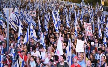 "فاينانشيال تايمز":" الديمقراطية الإسرائيلية تقاتل من أجل بقائها" 