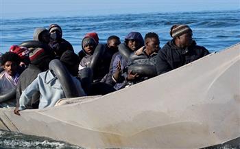 مصرع شخص وإنقاذ العشرات من قارب مهاجرين قبالة جزر الكناري