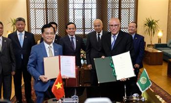 توقيع مذكرة تفاهم بين الجامعة العريية وفيتنام لتعزيز التعاون والتشاور