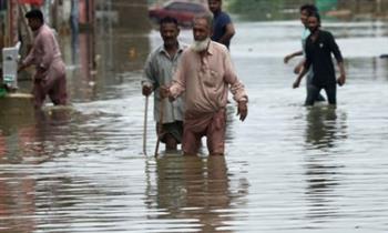 مقتل 5 أشخاص ونزوح المئات في باكستان بسبب الأمطار
