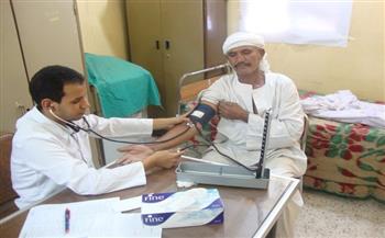 «صحة دمياط»: توقيع الكشف الطبي على 1567 مواطنا بعزبة جابر بمركز الزرقا