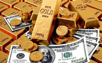 قوة الدولار تُبقي سعر الذهب في نطاق مستقر