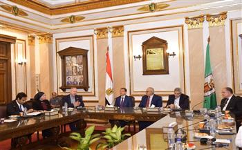 جامعة القاهرة توقع بروتوكول تعاون للدرجات العلمية المزدوجة مع «ايست لندن»