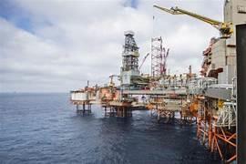 البريطانيا تقرر إصدار التراخيص الجديدة للتنقيب عن النفط والغاز في بحر الشمال