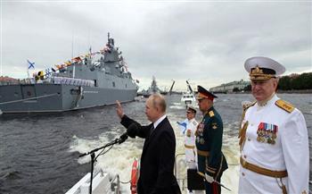 بوتين : البحرية الروسية ستستلم 30 سفينة جديدة هذا العام 