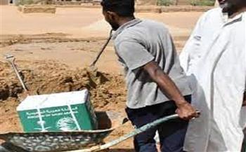 «سلمان للإغاثة» يوزع أكثر من 38 طنا من السلال الغذائية في محلية بربر بالسودان
