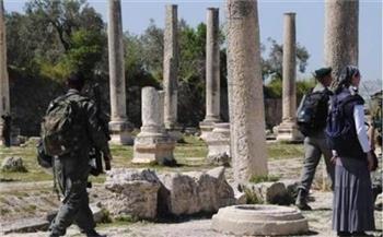 الاحتلال الإسرائيلي يقتحم موقعًا أثريًا في بلدة سبسطية شمال نابلس