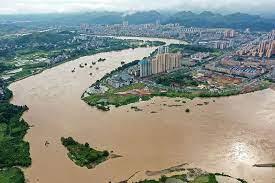 الصين تخصص 44.5 مليون دولار لدعم أعمال الإغاثة من الفيضانات والكوارث الجيولوجية