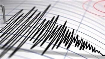 زلزال بقوة 5 درجات يضرب مدينة جايابورا شرق إندونيسيا
