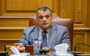 وزير الإنتاج الحربي يتلقى تقريرًا بموقف منظومة الشكاوى بالوزارة