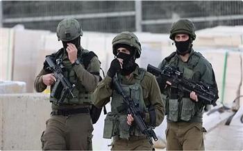 قوات الاحتلال الإسرائيلي تعتقل أربعة فلسطينيين في الضفة الغربية