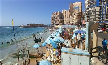 "مصايف الإسكندرية": نسب الإشغال وصلت 75% في بعض الشواطئ