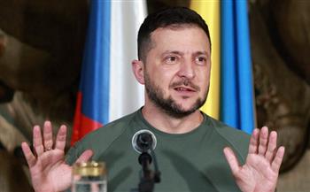 زيلينسكي يعلن عودة قادة «آزوف» من تركيا إلى أوكرانيا