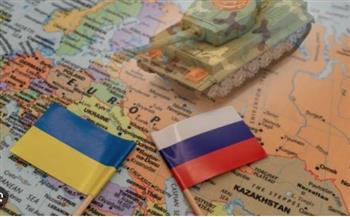 محلل سياسي: ما يحدث في أوكرانيا هو مواجهة بين روسيا والمنظومة الغربية
