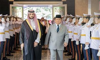 وزيرا الدفاع الإندونيسي والسعودي يبحثان تعزيز التعاون العسكري بين البلدين