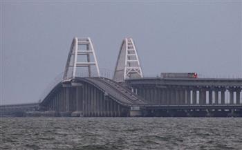 استئناف حركة المرور على جسر القرم بعد تعليقها لفترة وجيزة