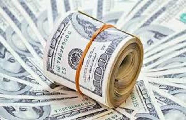 الحكومة تزف بشرى لهذه الفئات .. معاش بالدولار | تفاصيل مهمة