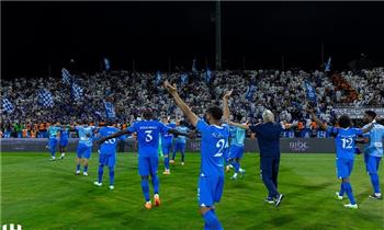 انطلاق مباراة النصر والهلال في نهائي البطولة العربية