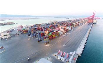 ميناء صلالة بسلطنة عُمان يحقق أداء قويا في مناولة البضائع العامة 26%