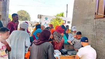 الكشف على 547 حالة في قافلة طبية مجانية لجامعة جنوب الوادي بمدينة الغردقة